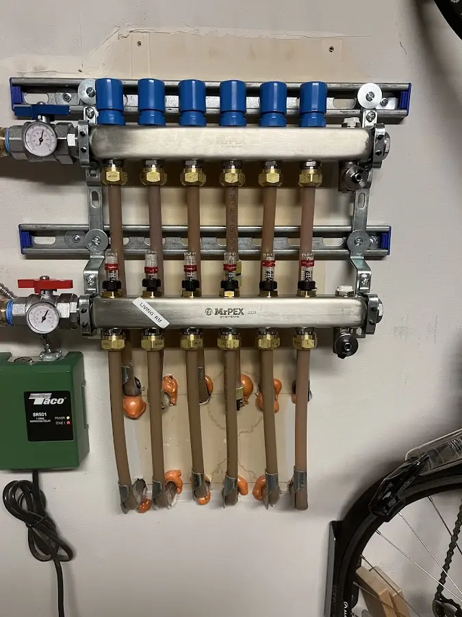 Plumber performing Leak Detection at a residential property in South San Gabriel